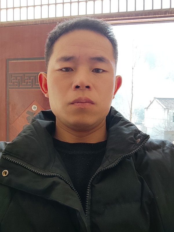 勇敢的成长的第一张照片--郧西中老年相亲网